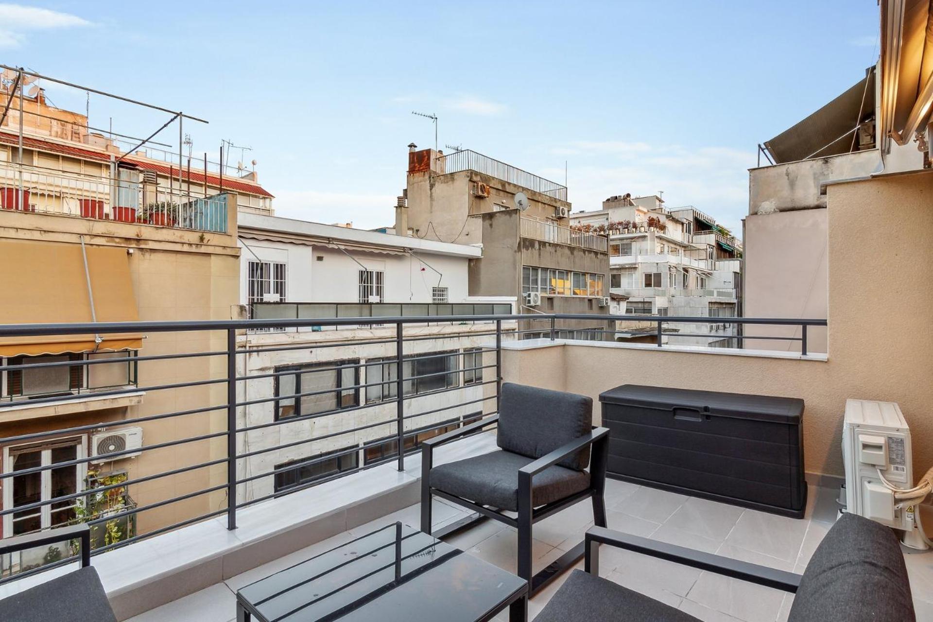 Limehome Athens Solonos City Center Room photo